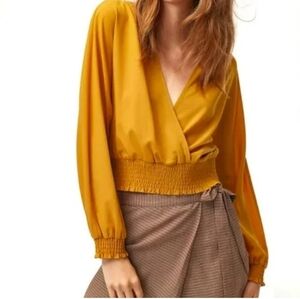 Wilfred Aritzia Reign Smocked Sz XS Mustard Yellow Women's Wrap Blouse